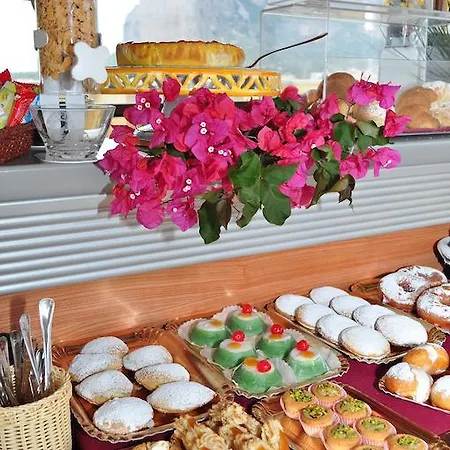 Rooms&breakfast Zefiro 3*