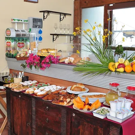 Vendégház And Breakfast Zefiro 4*
