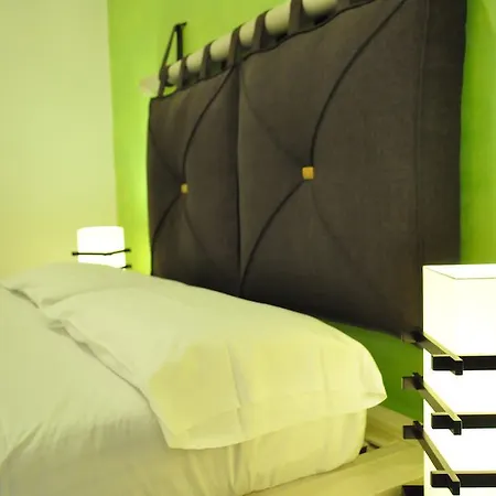 Rooms And Breakfast Zefiro Guest house