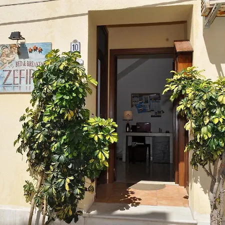 Rooms And Breakfast Zefiro San Vito Lo Capo