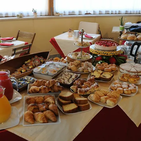Vendégház And Breakfast Zefiro