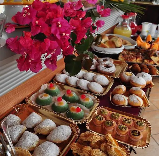 Rooms And Breakfast Zefiro Gasthof 4*